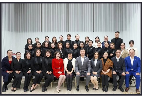 百分完美年度述职大会｜这份年终总结信息量很大